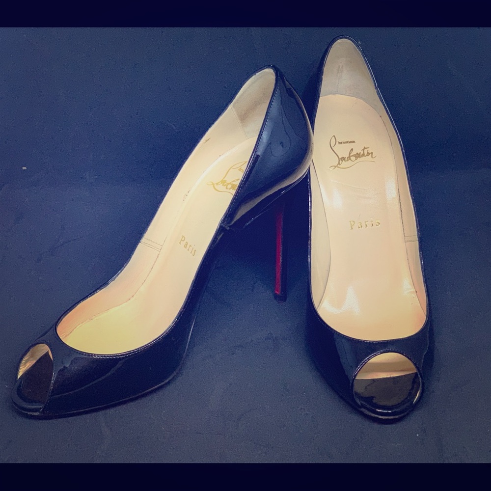 Louboutin black patent peep toe